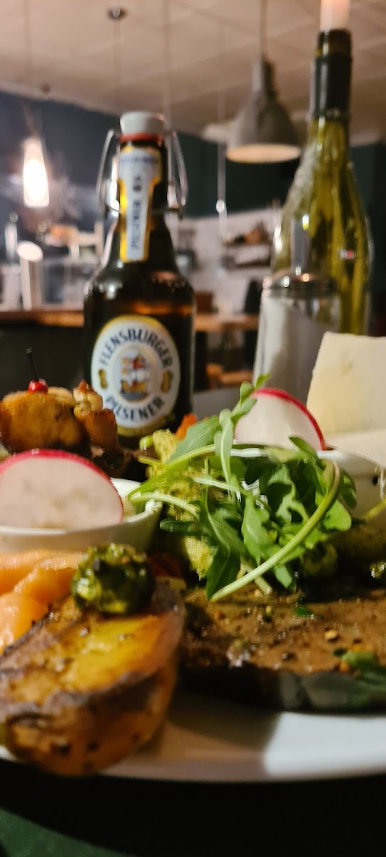Dag's Restaurant bar &cafe Photo 5