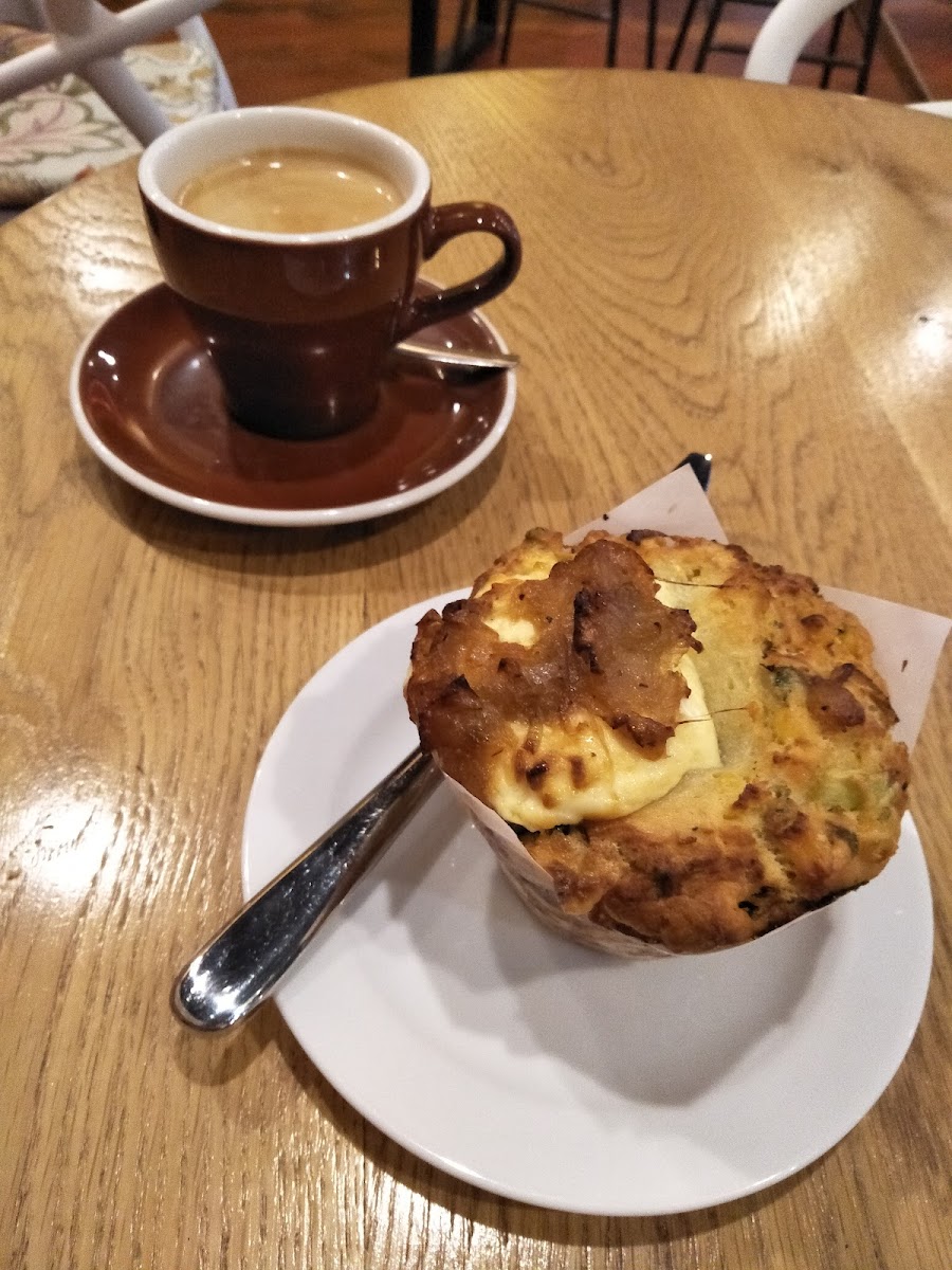 DotCom Cafe Photo 10