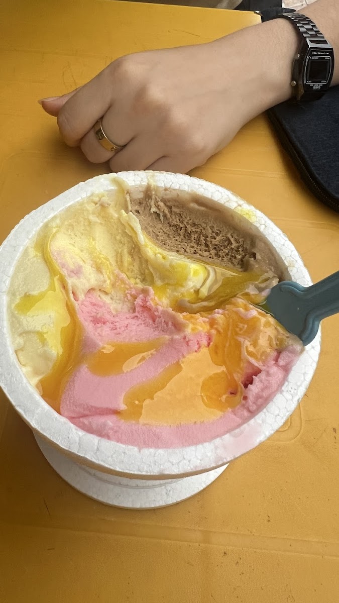 JB Helados Photo 6