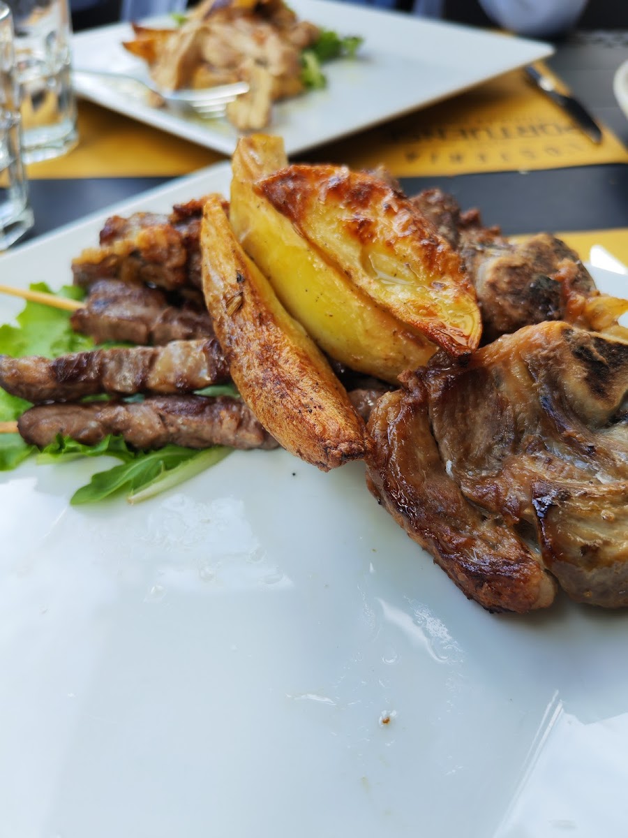 L'Osteria Portuense Photo 5