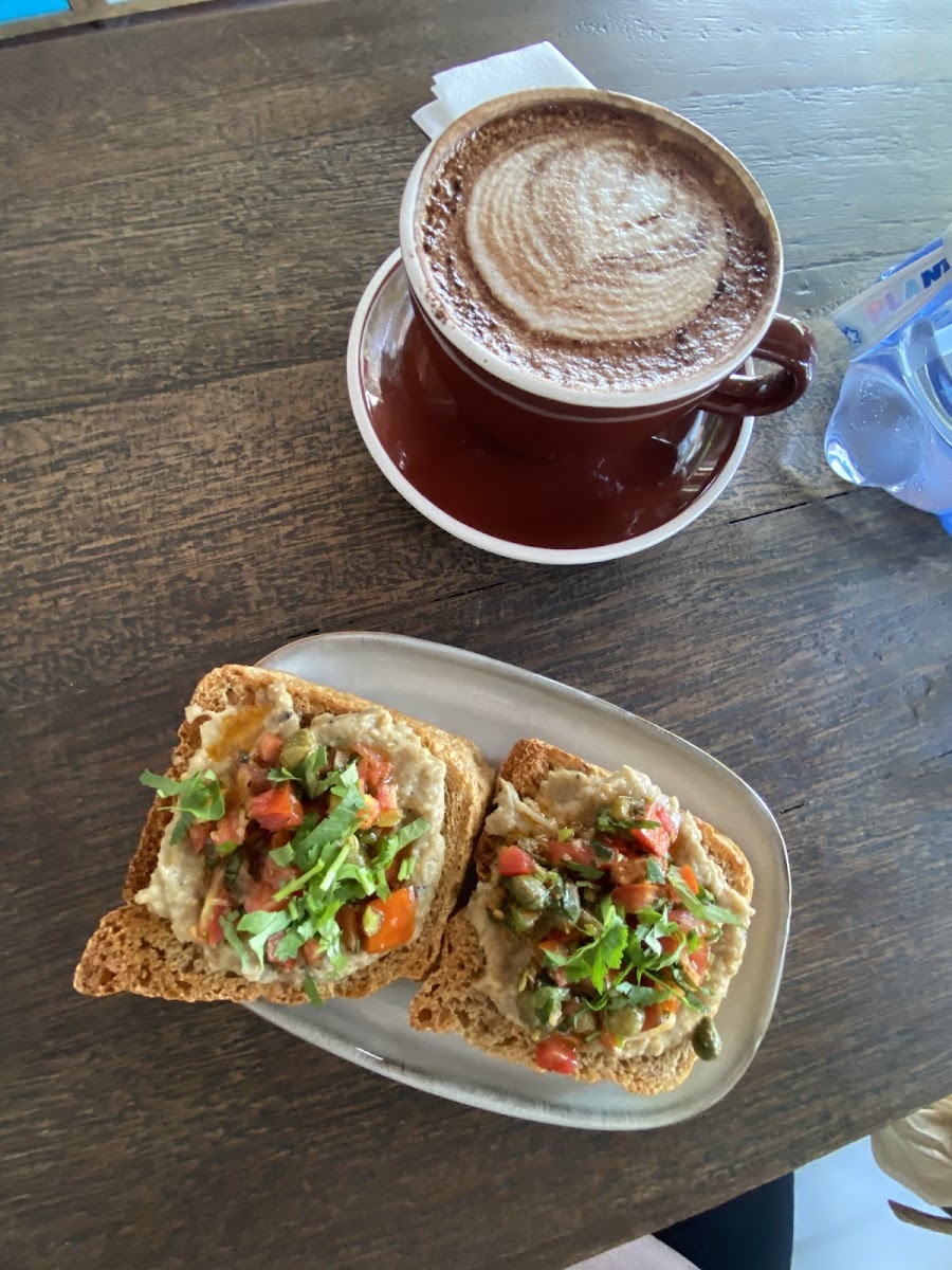 Dots Coffee Photo 10