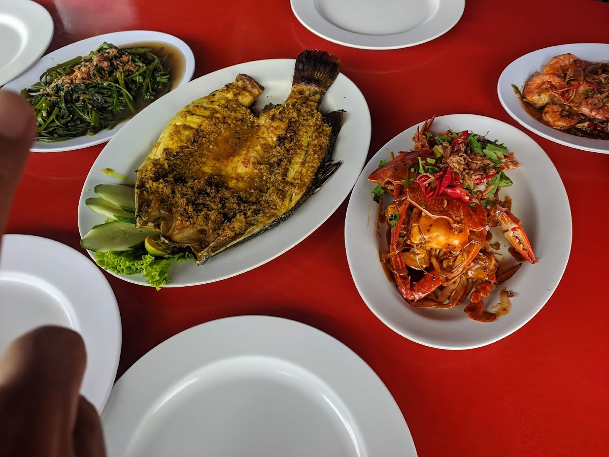 Tsania Seafood Photo 10