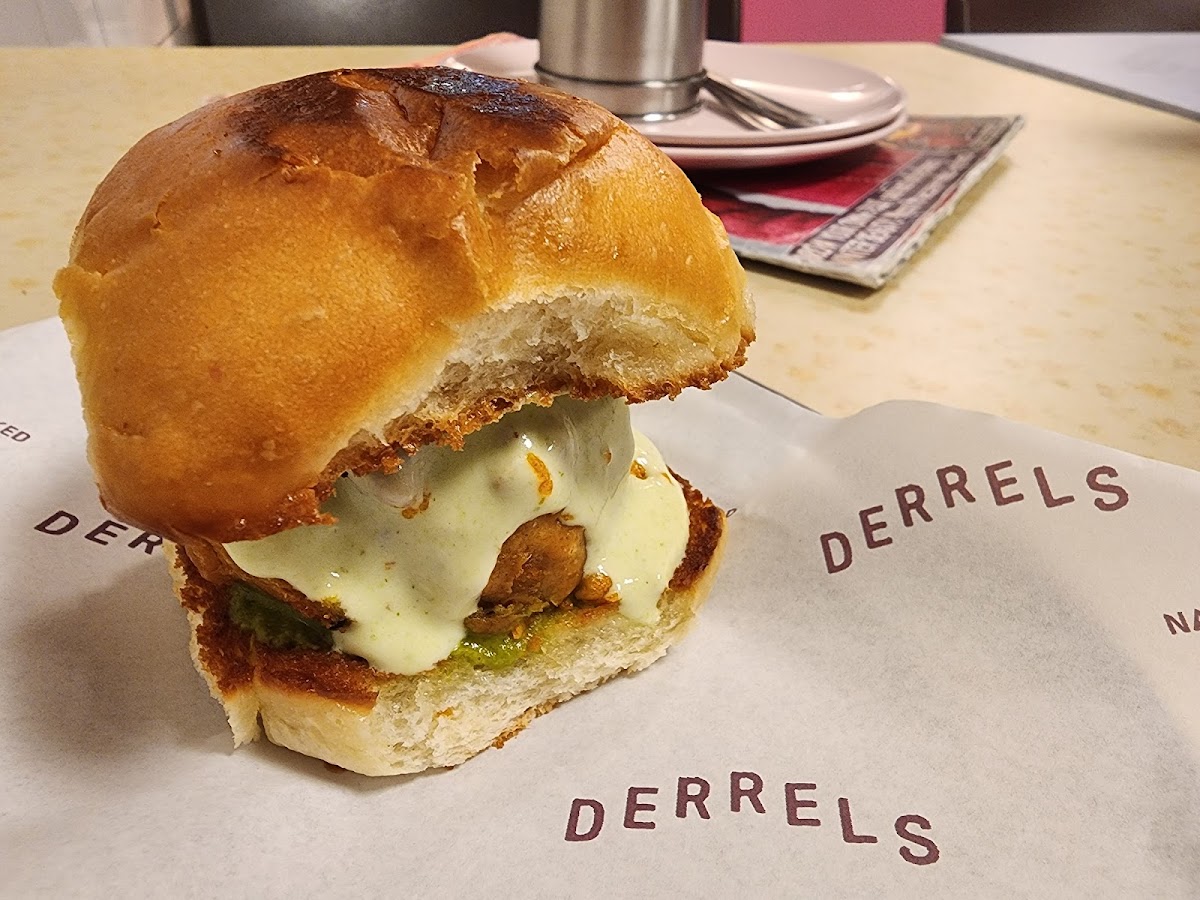DERREL’S Photo 7