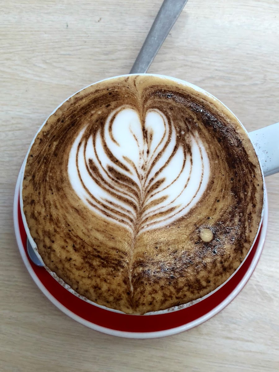 HB Coffee Shop Photo 5