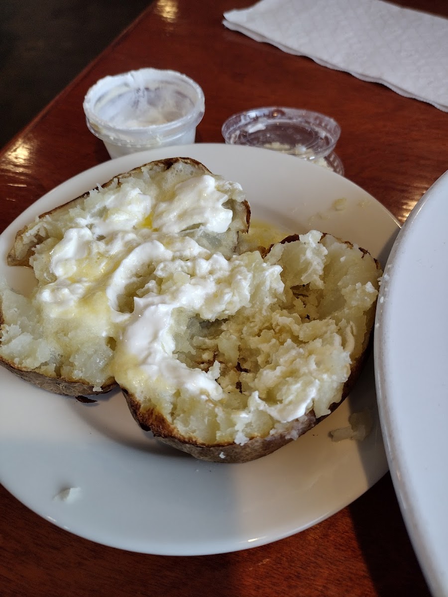 Calhoun Steakhouse Photo 5