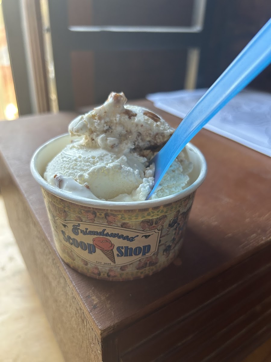 Friendswood Scoop Shop Photo 7