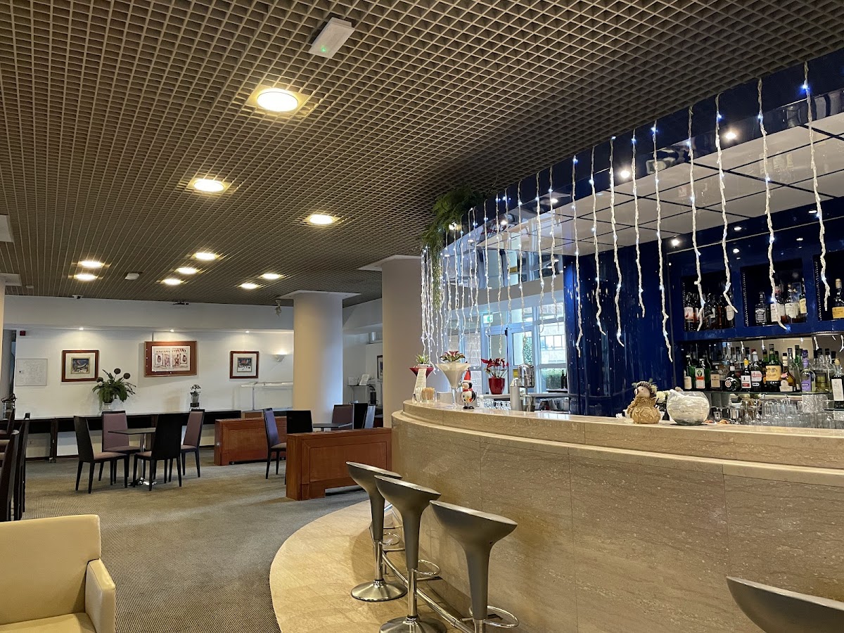 NOVOTEL CAFE'