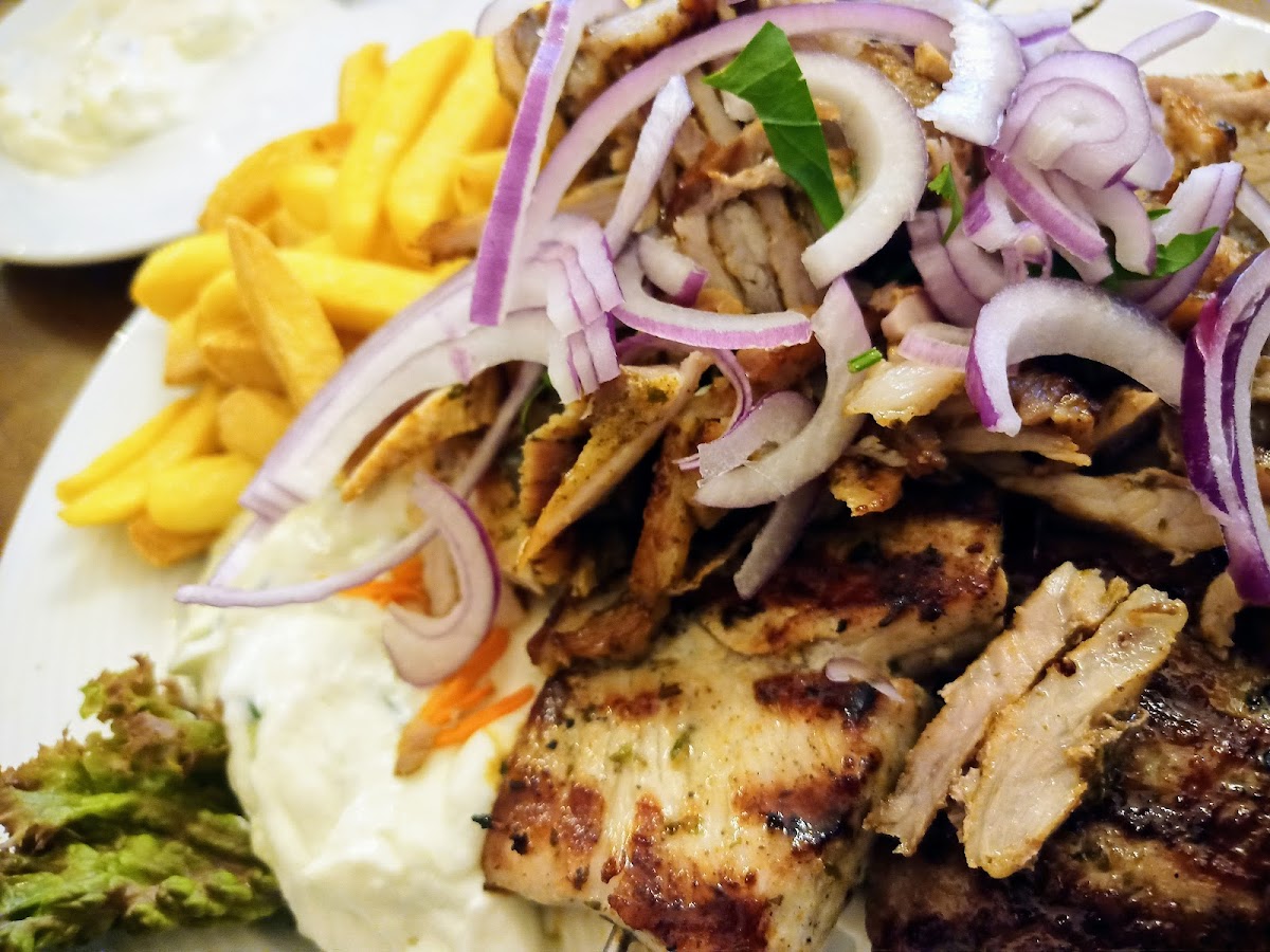 Griechisches Restaurant - Hermes Photo 5