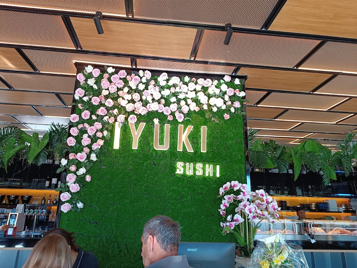 IYUKI SUSHI