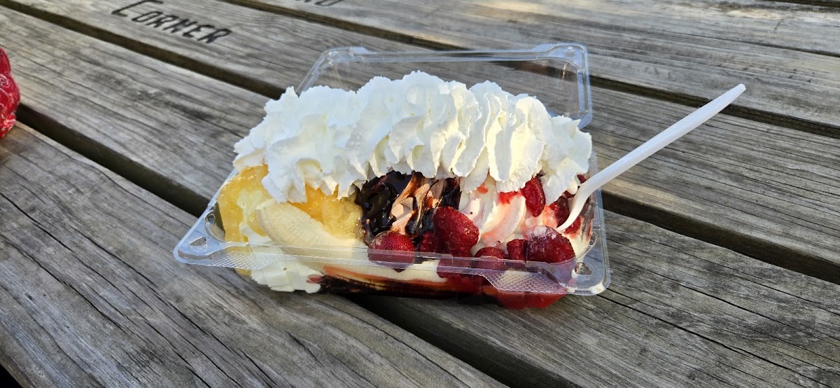 Custard Corner Photo 4