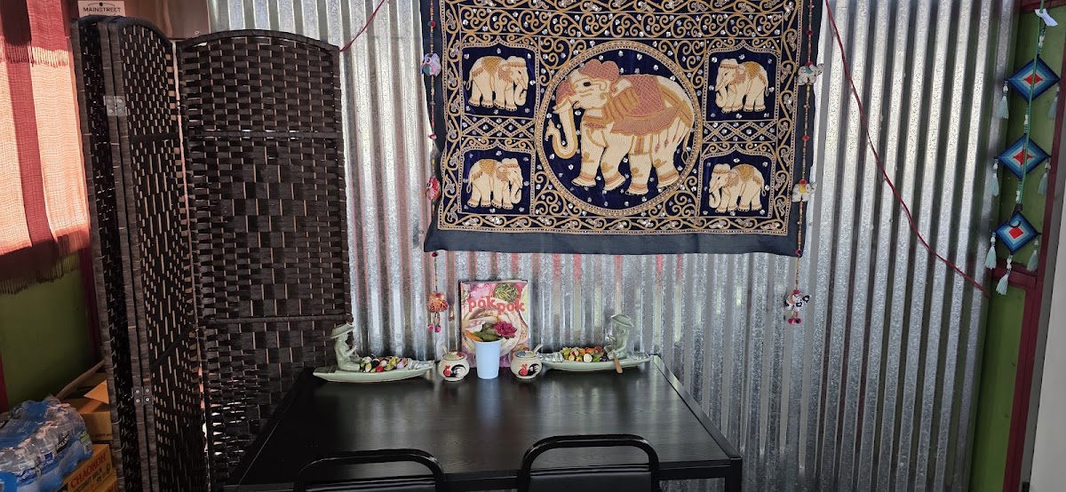 Thai Island Cuisine Photo 2