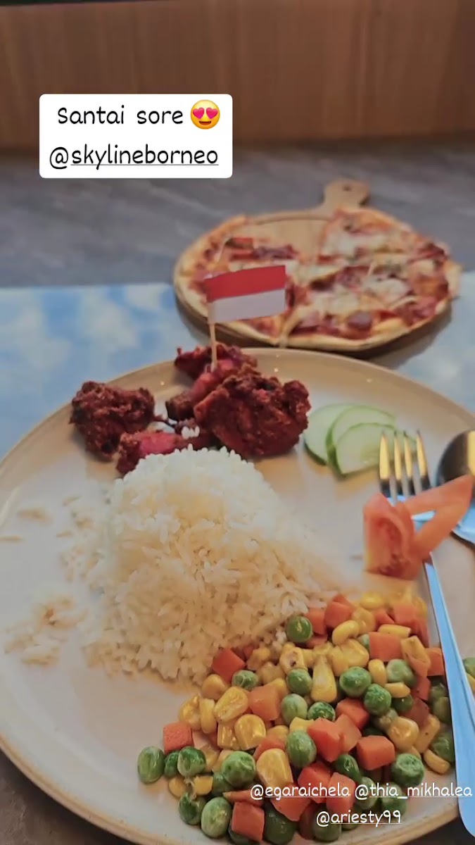 Skyline Borneo Resto And Cafe Photo 2