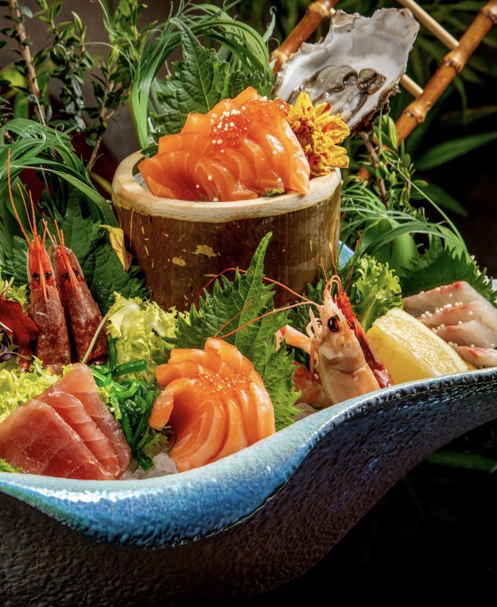 Yoni sushi Photo 3