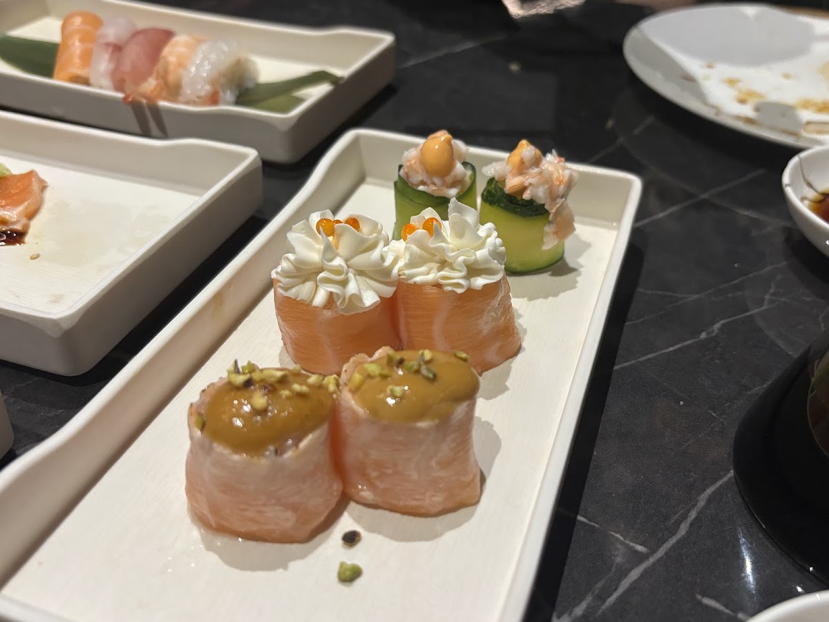 Yoni sushi Photo 5