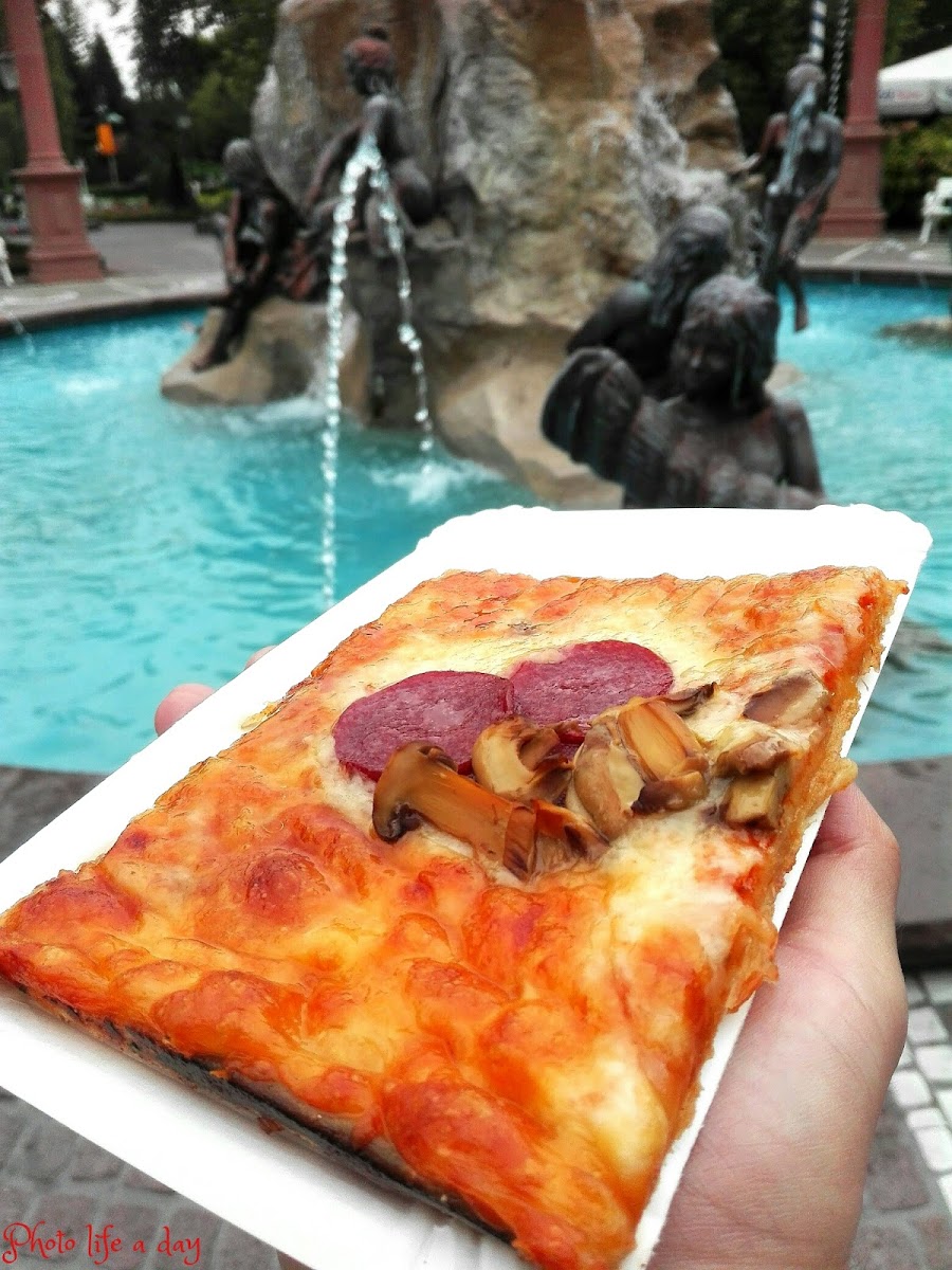 Mario's Pizza Photo 5
