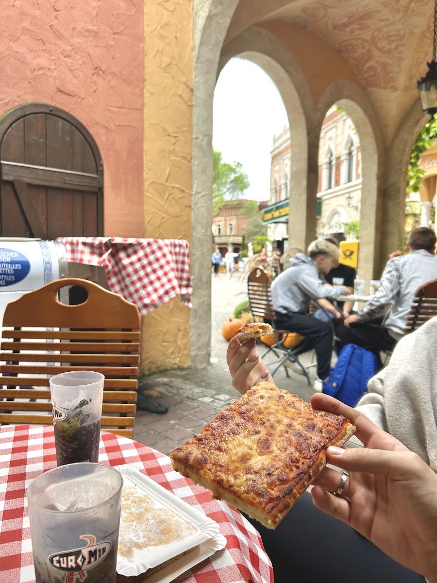 Mario's Pizza Photo 7
