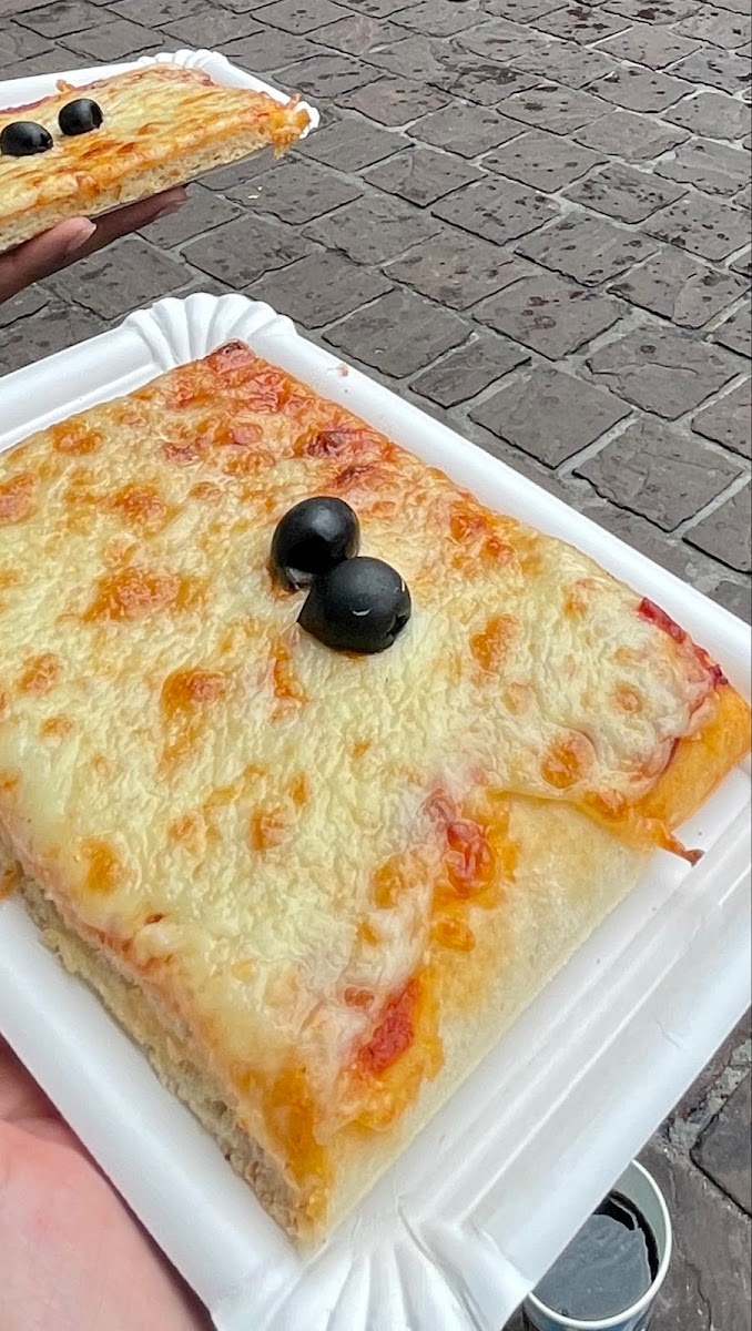 Mario's Pizza Photo 9