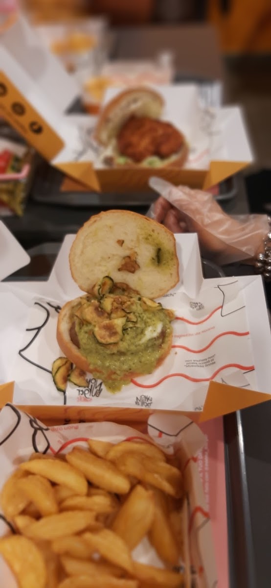 Nonna Burger & more Photo 10