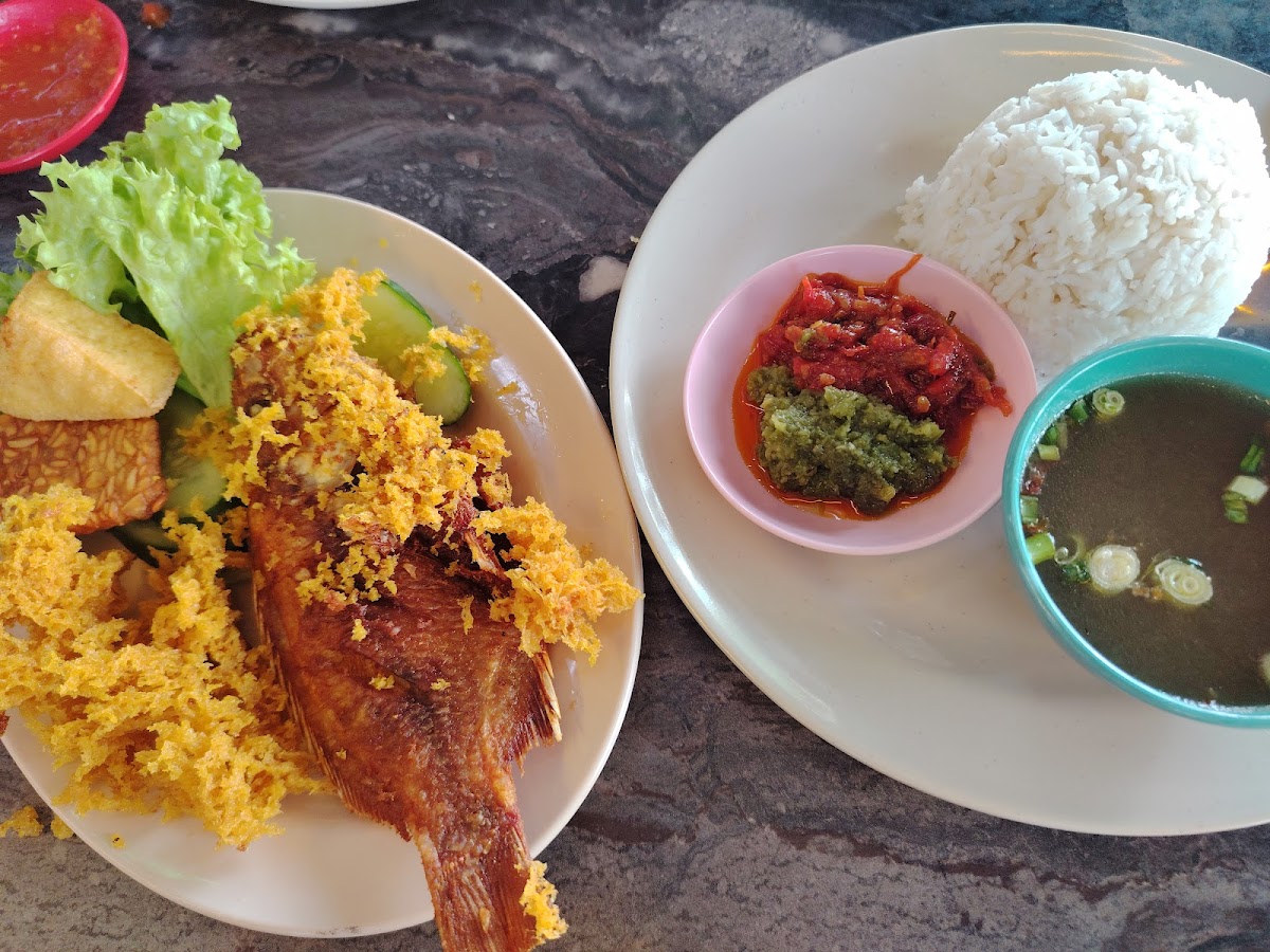 D16 Kopitiam Photo 2