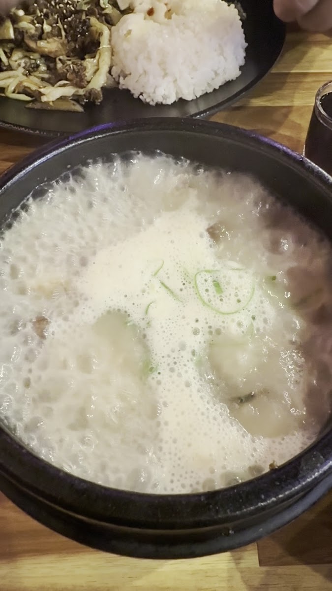 Dong De Moon Photo 2