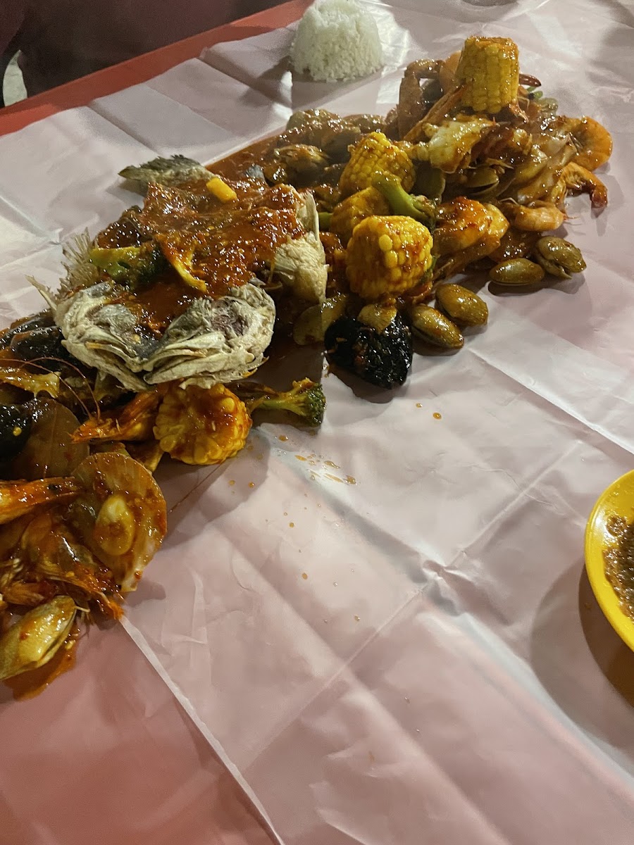 ZOMBIE Seafood Photo 10