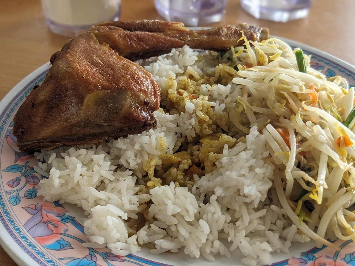 Restoran A.Hassan Ayam Kampung Photo 6