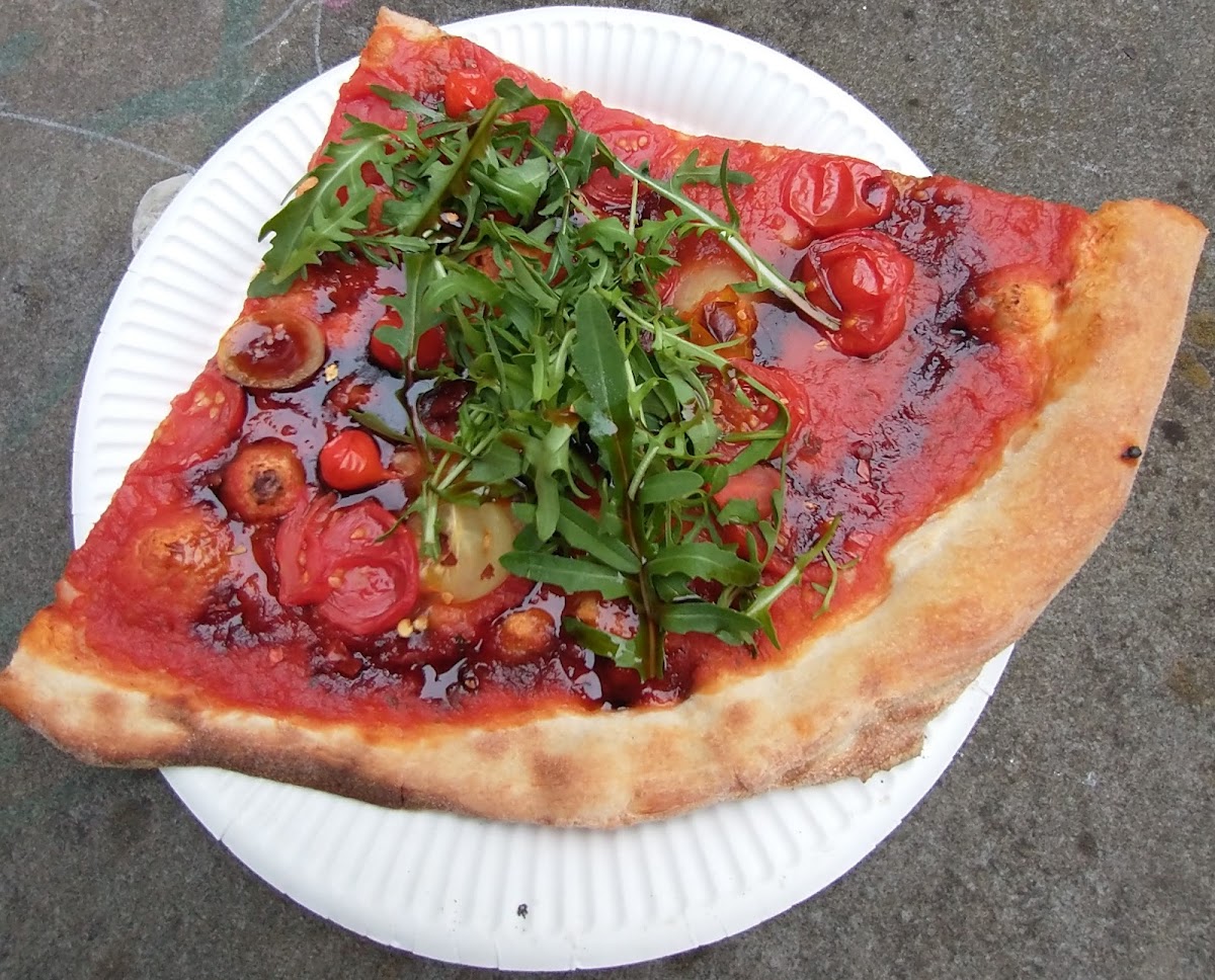 Nightcrawler Pizza Photo 7