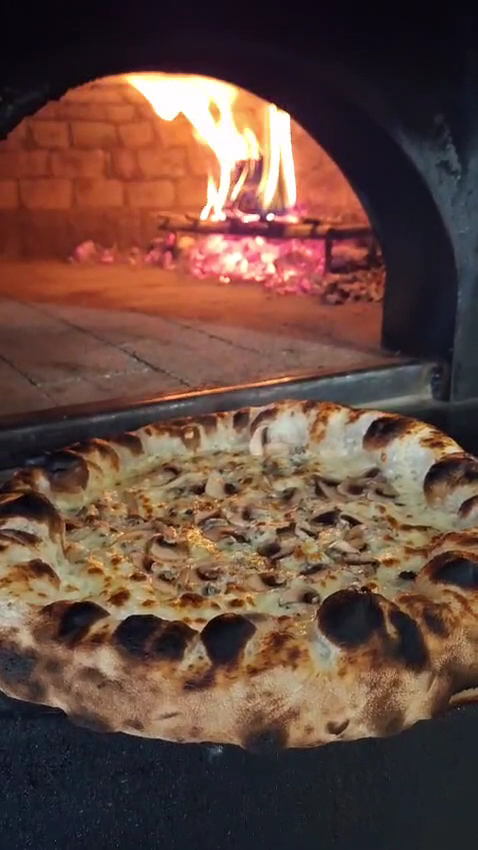 Pizzeria Spic Photo 2