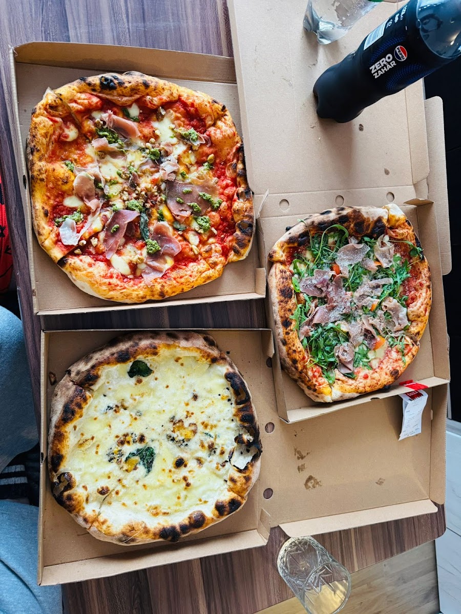 Pizzeria Spic Photo 9