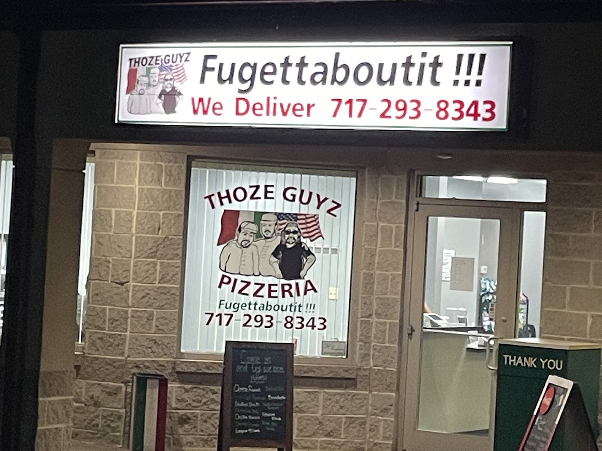 Vinny and ThozeGuyz Pizzeria