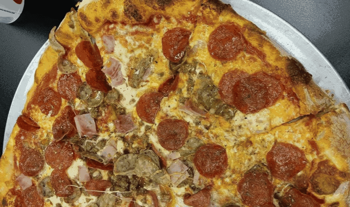 Vinny and ThozeGuyz Pizzeria Photo 3