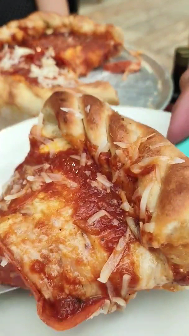 Chicago's Pizza Mérida Photo 2