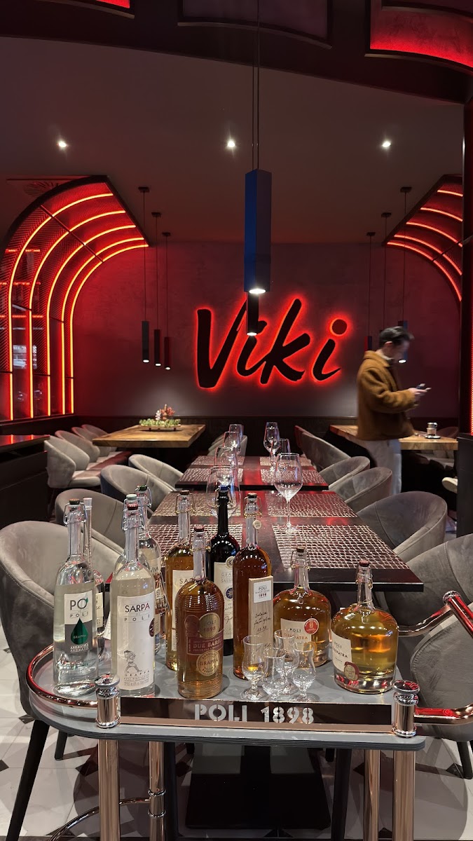 Viki - East x West Kitchen & Wine Photo 8