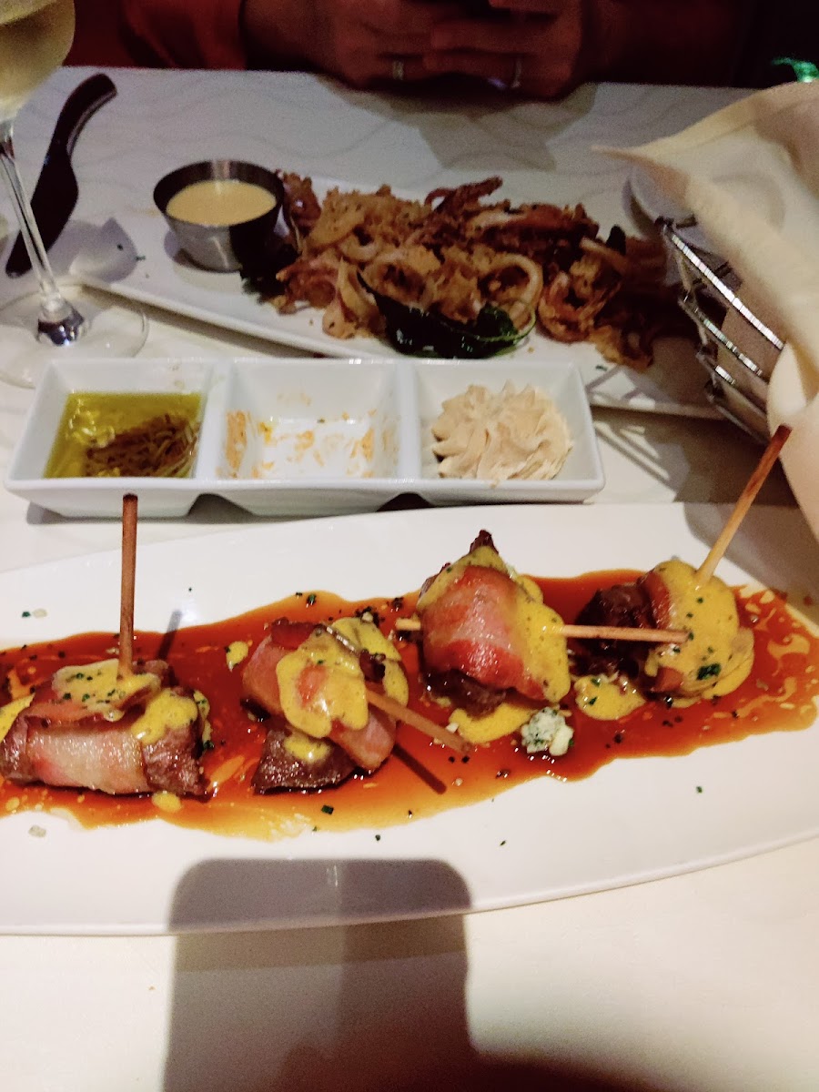 Ruthie's Steaks & Seafood Photo 8