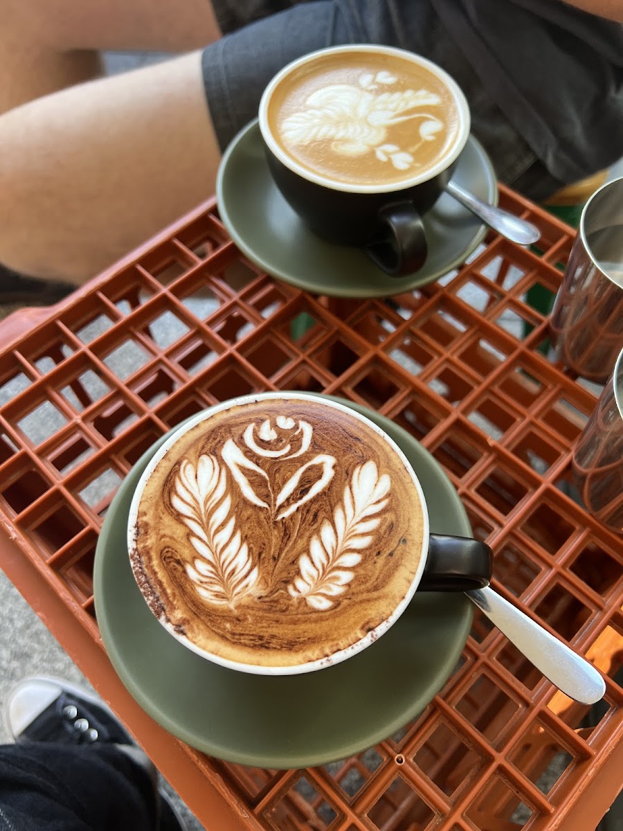 giant coffee Photo 6