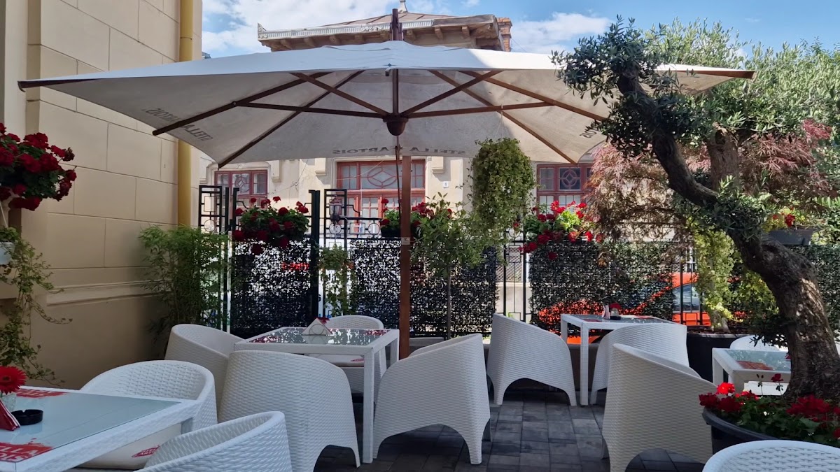 Gazetto Cafe Photo 2