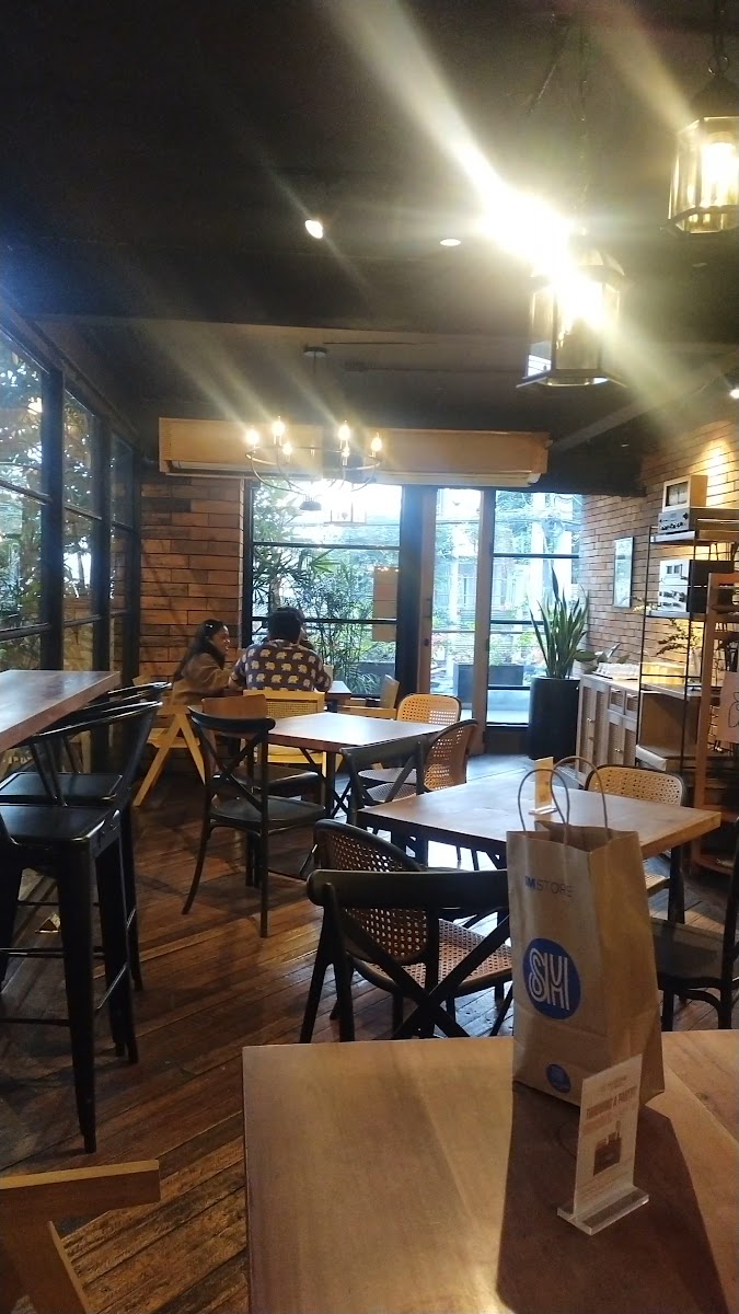 The Waiting Room Cafe Muntinlupa Photo 2