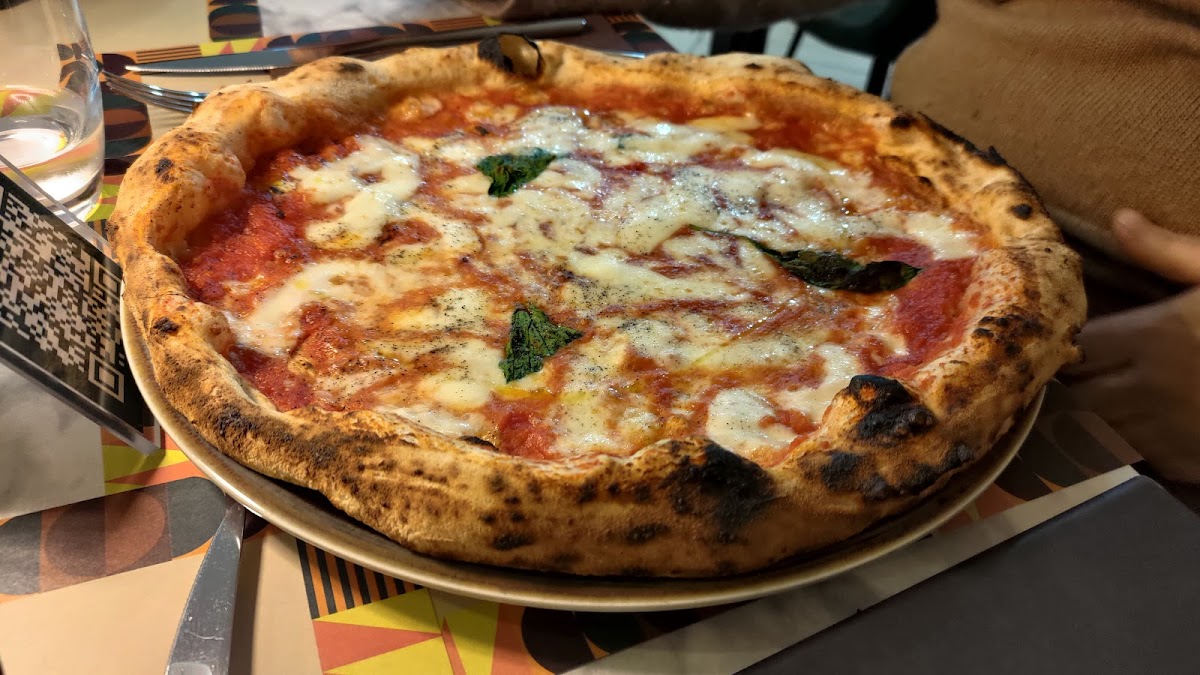 Pizzeria Abbate Lusciano Photo 5