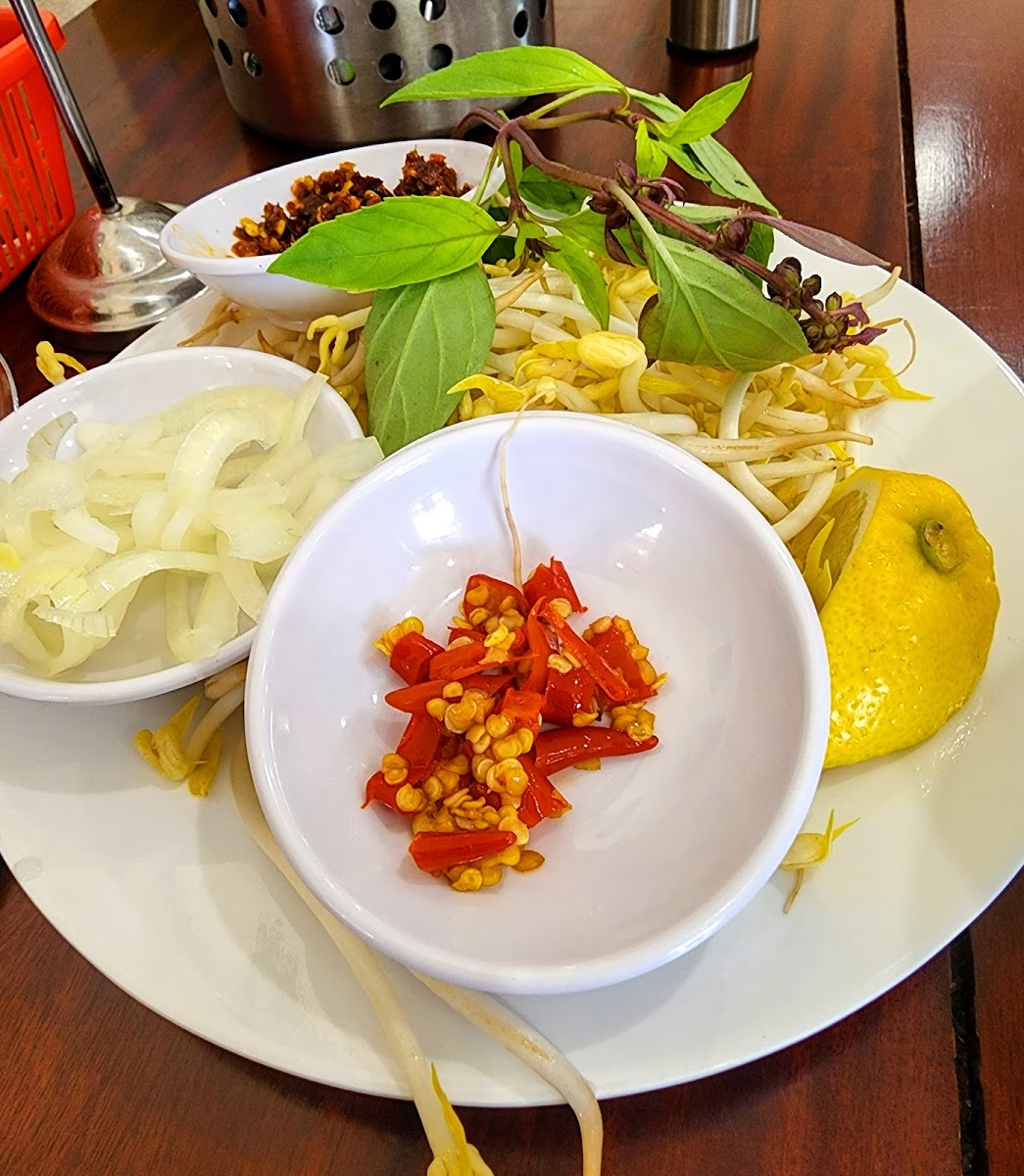 Pho Hong Tam Photo 10