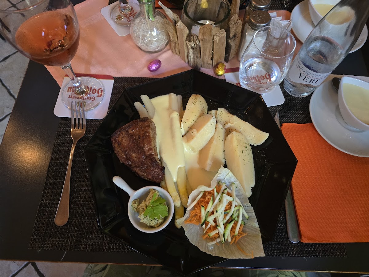 Restaurant-Cafe-Bar Maurici-Park Photo 3