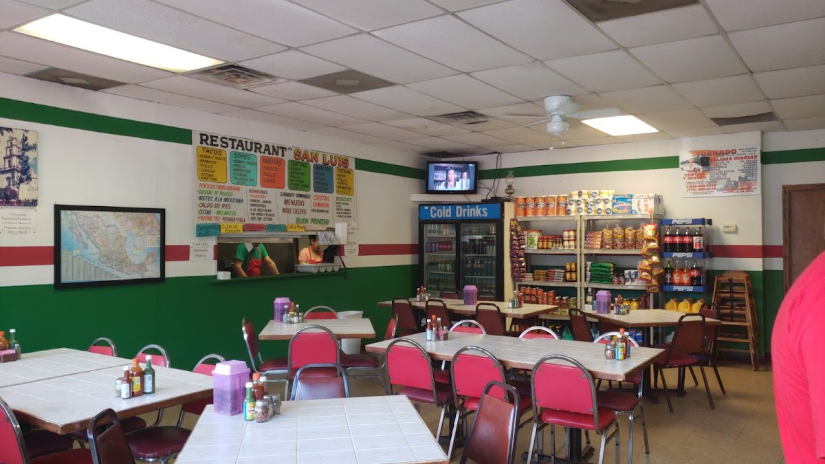 San Luis Restaurant Photo 7