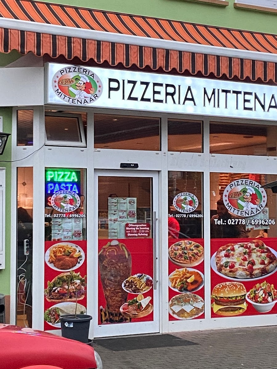 Pizzeria Mittenaar