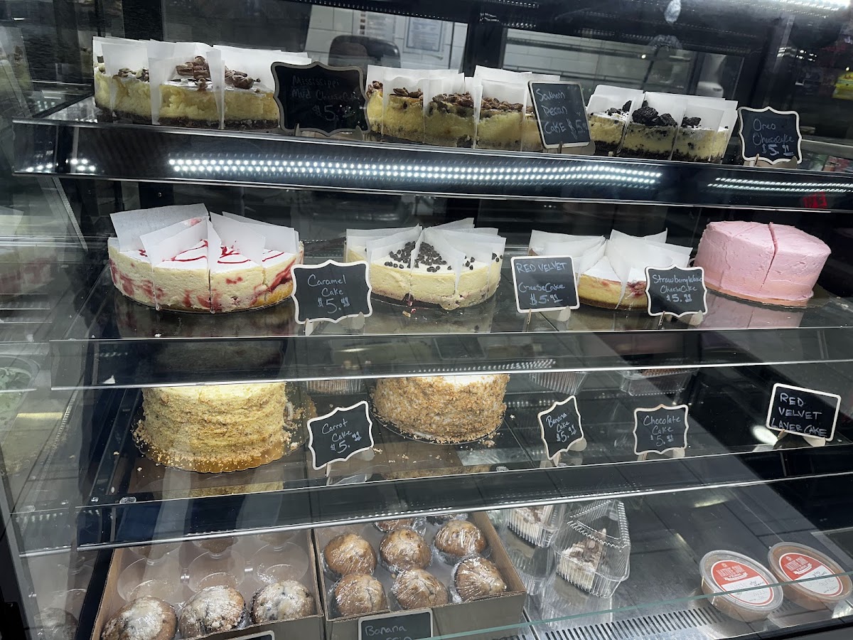 Manhattan Deli & Grill Photo 4