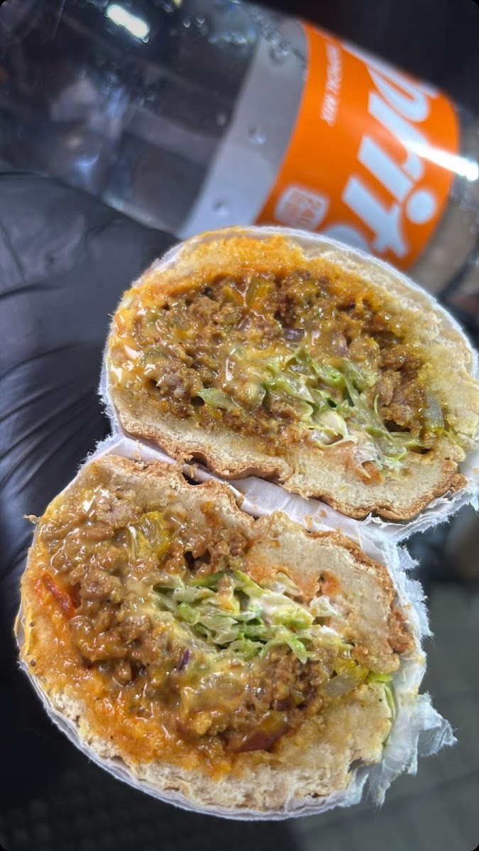 Manhattan Deli & Grill Photo 8