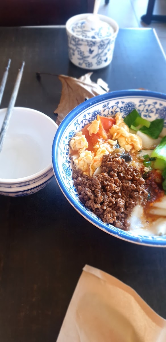 Xi'an Famous Noodles 西安味道 Photo 5