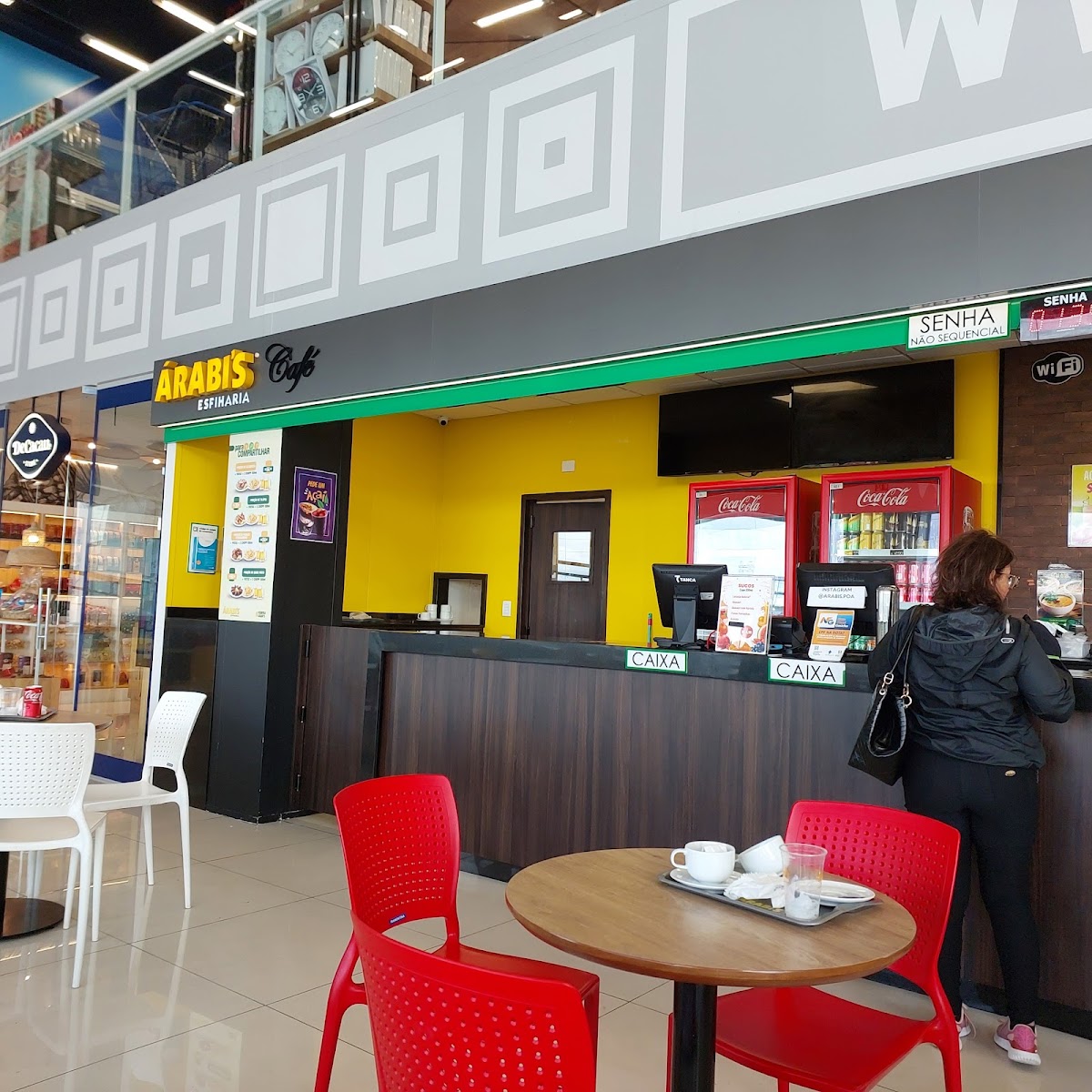 Arabi's Café- Esfiharia Photo 9