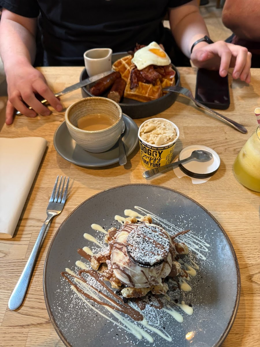 Waffle Lyme Regis Photo 5
