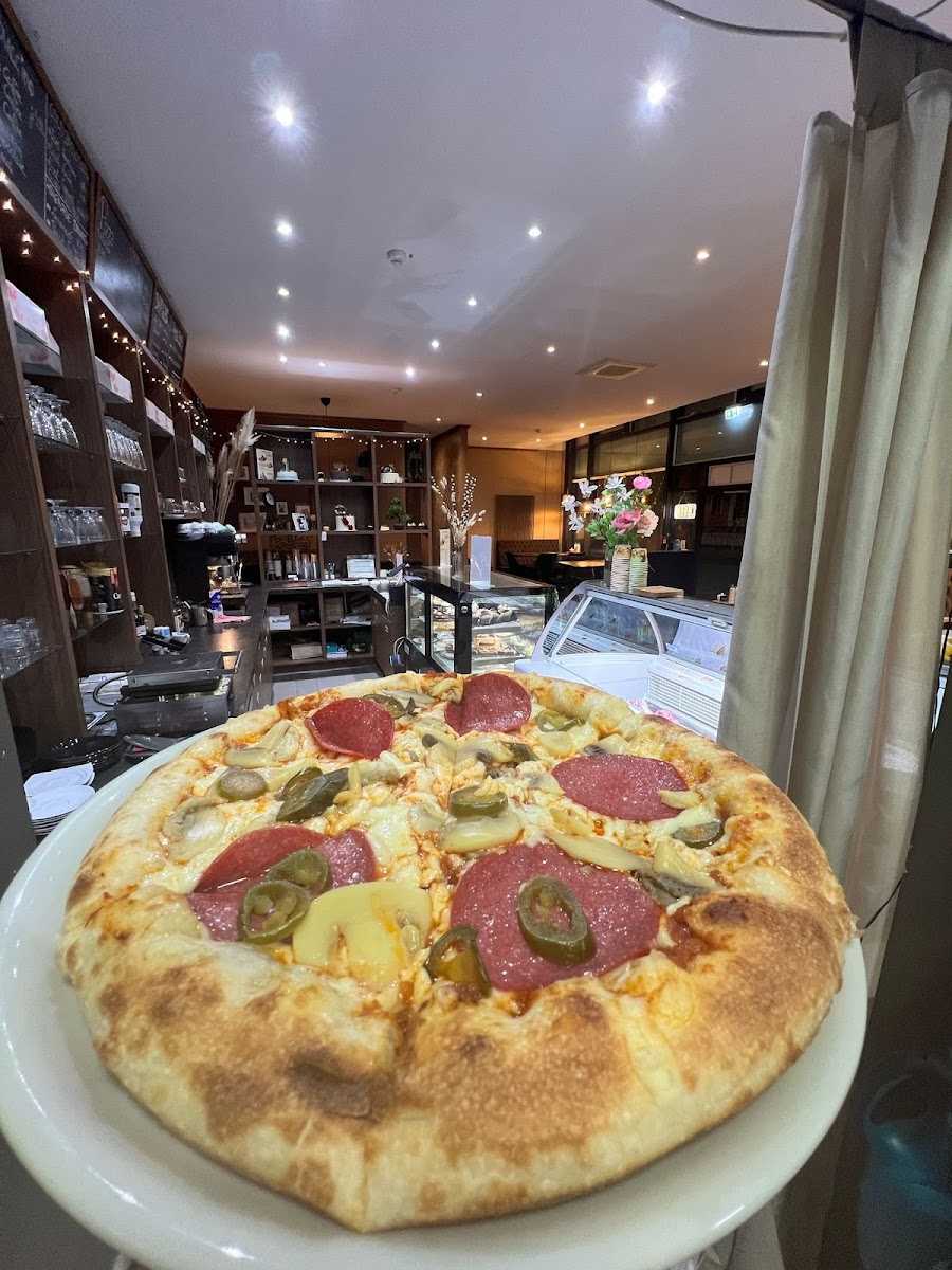 Café und Pizza DaVittorio Am Tunnel Photo 3