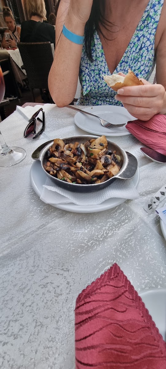 The House Restaurant Photo 7