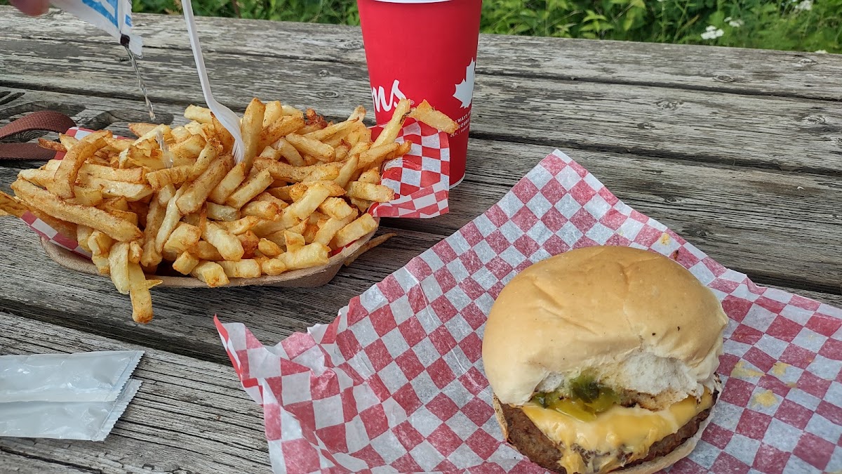 Edgewater Grill Photo 5